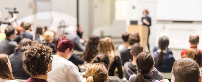 Groupe d'étudiants sourds ou malentendants